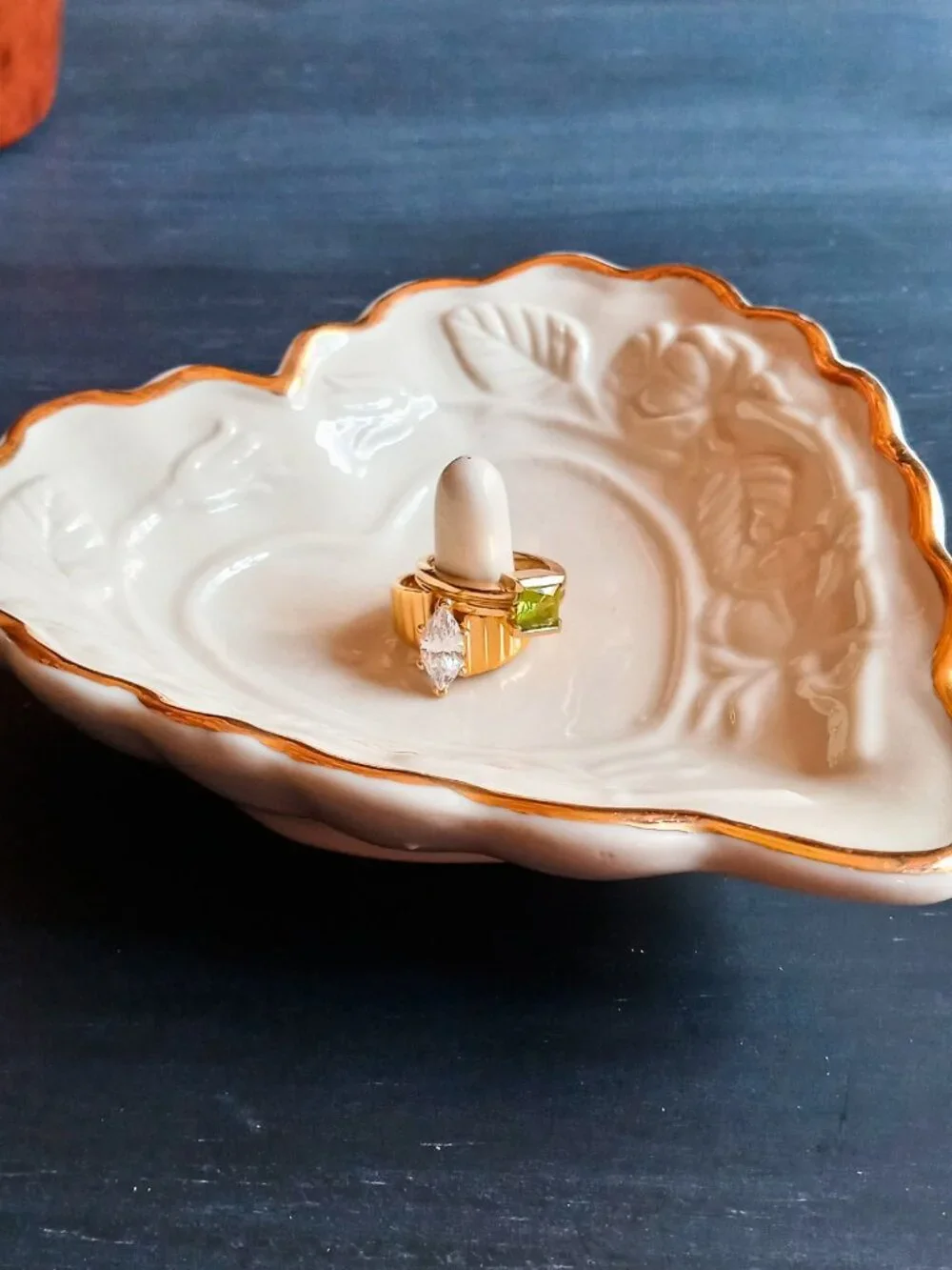 Charming Floral Embossed Gold Trim Ceramic Ring Holder Heart Shaped NICE!